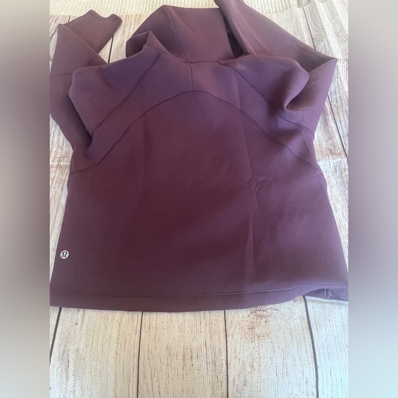 Lululemon air wrap hoodie size 2 nwot - Picture 5 of 6